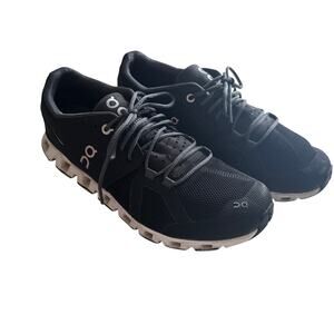 On Cloud Women's On Cloud 5 Running Shoe Black and White